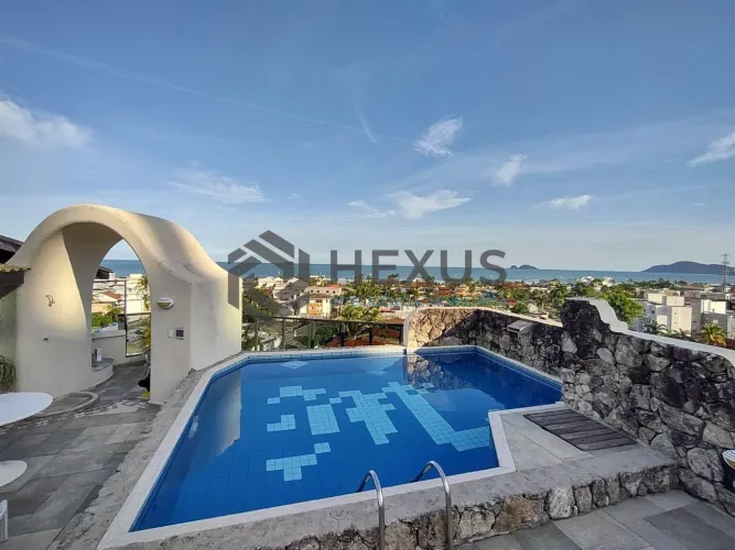 Cobertura duplex na Praia da Enseada, Guaruja