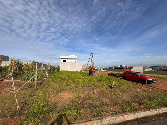 TERRENO COM 250M² DE ÁREA TOTAL, PLANO, NO BAIRRO BELA ALIANÇA EM CAMPINAS-SP.