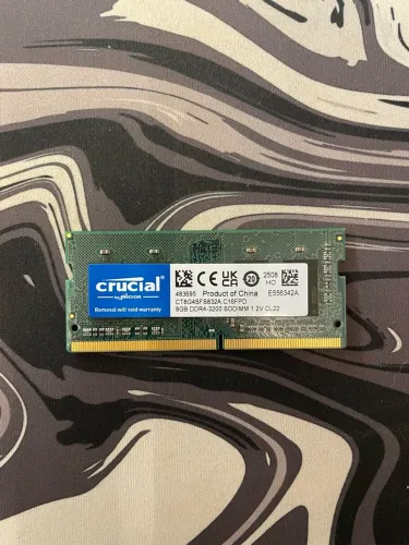 Memória RAM Crucial 8GB DDR4 3200MHz