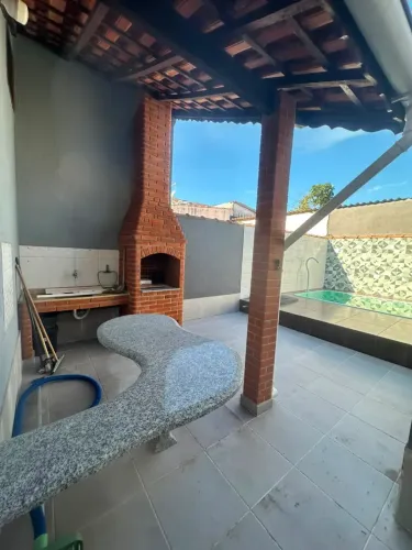 Casa a venda com piscina e mobiliada a 600 metros da Praia em Itanhaém!!!!