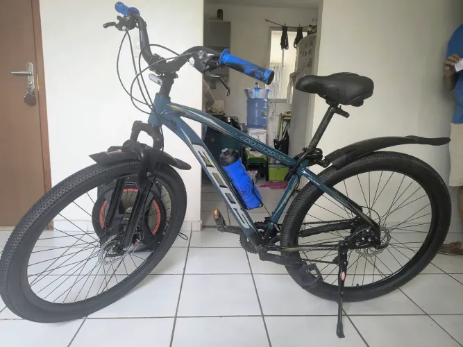Bicicleta nova com documento e kit obs: capacete e bomba 