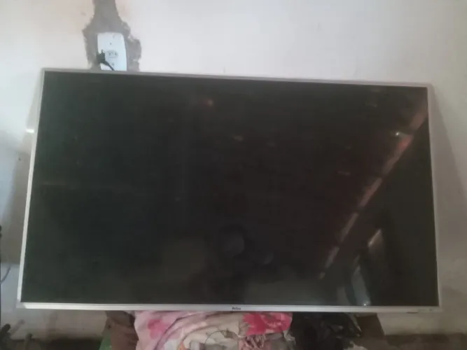 Vendo uma TV de 55 polegadas interessados chamar no zap * philco