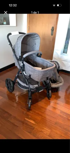 Vendo carrinho de bebê COSCO , entrego dependendo do bairro.