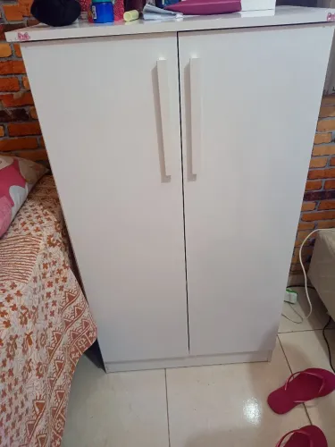 Vendo essa sapateira nova