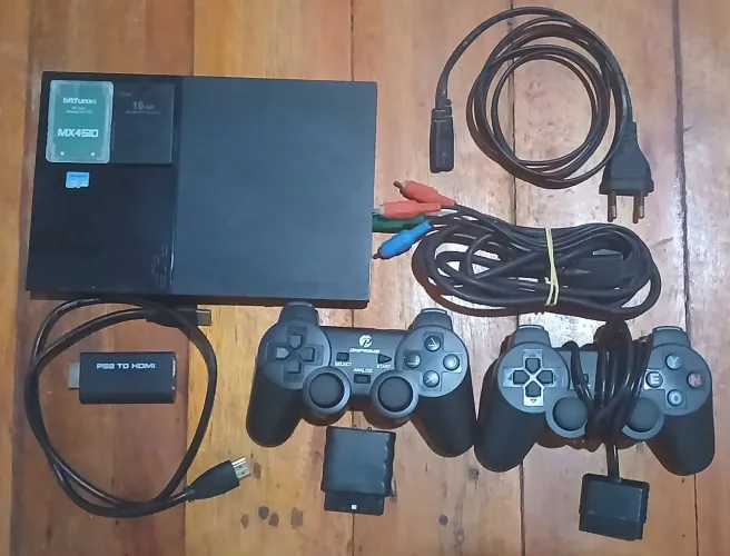 Playstation 2 Slim com Memory Card e Acessórios