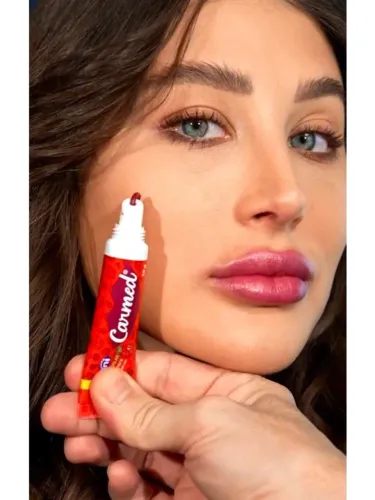 Carmed Amoras Kit com 8 unidades Hidratante Labial