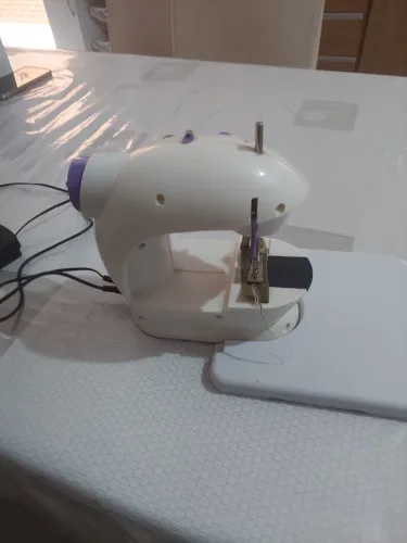 Maquina de costura