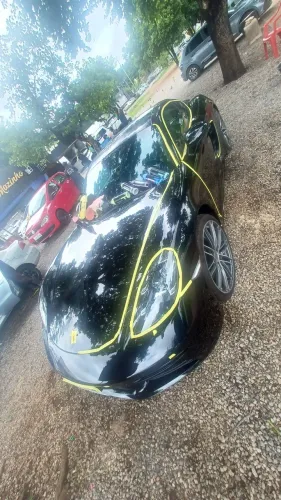Polimento cristalizado e higienização a seco