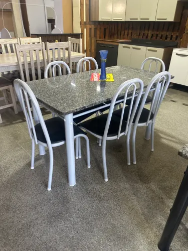 MESA DE GRANITO COM 6 CADEIRA A PRONTA ENTREGA!!