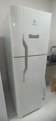 Geladeira Electrolux 371 litros