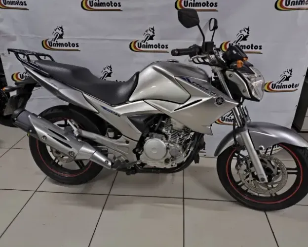 FAZER 250cc - 2012/2013