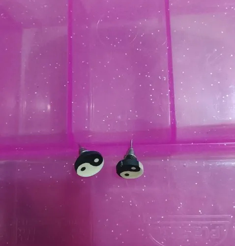 Brincos Yin Yang