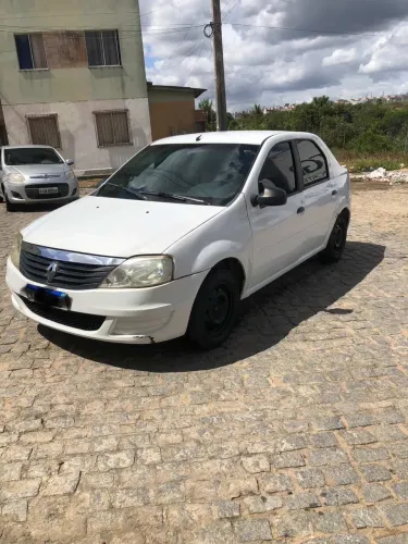 Renault Logan Authentique Hi-flex 1.0 16V 4P 2012