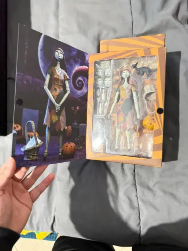 Boneca sally action figure