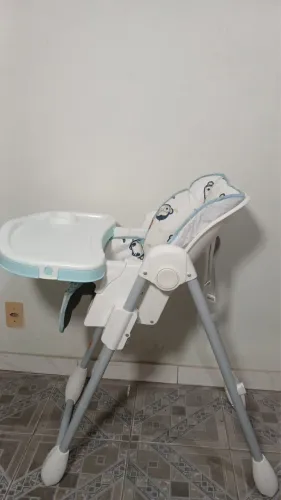 CADEIRINHA DE ALIMENTAÇÃO 