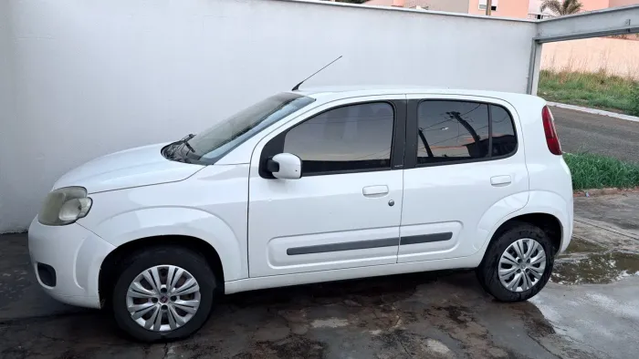 Fiat Uno Vivace/rua 1.0 EVO Fire Flex 8V 5P 2011