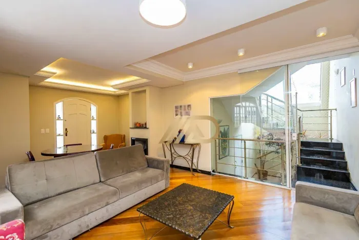 Casa com 4 dormitórios para alugar, 302 m² por R$ 12.800,00/mês - Campo Comprido - Curitib