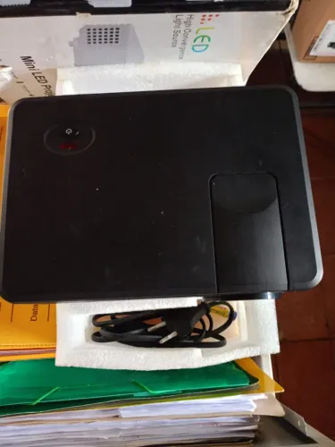 Projetor de imagem portátil 