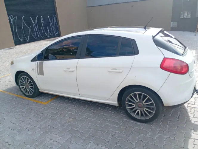 Fiat Bravo Sporting 1.8 Dualogic Flex 16V 5P 2014