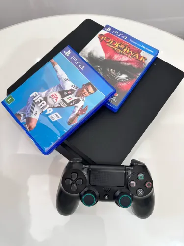 PS4 Slim 500GB + God of War + FIFA 19