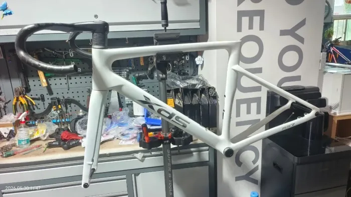 Quadro carbono Xlab modelo Rs7