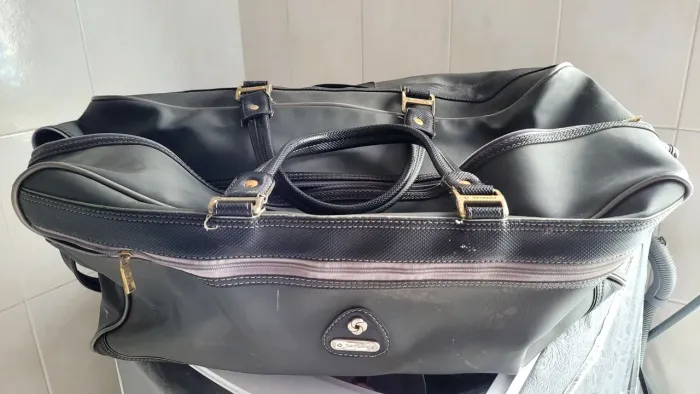 Bolsa grande sansonite cinza impermeável 