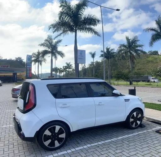 Kia Motors Soul 1.6/ 1.6 16V Flex Aut. 2015
