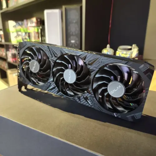 RTX 4070 12gb Galax OC Edition Triple Fan - Placa de Video Semi nova com garantia