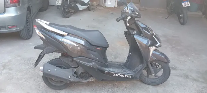 Honda elite