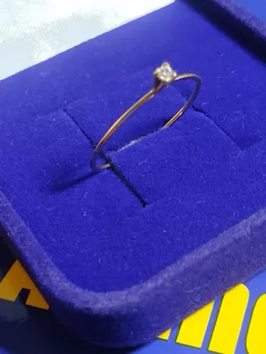 Anel Ouro 18 Kilates Peso 0.80 Grama Maciço Pedra Daiamante 1 mm                          
