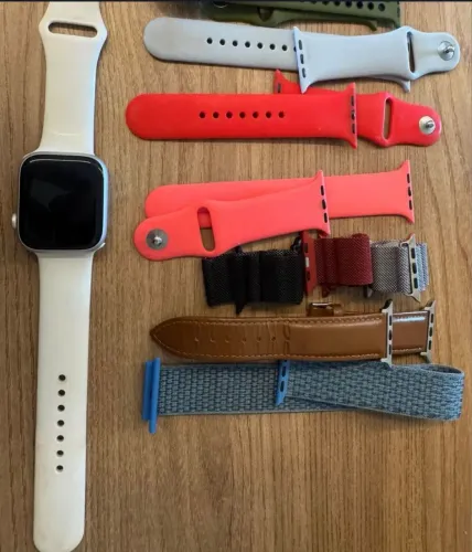 Apple Watch 8 - 45mm