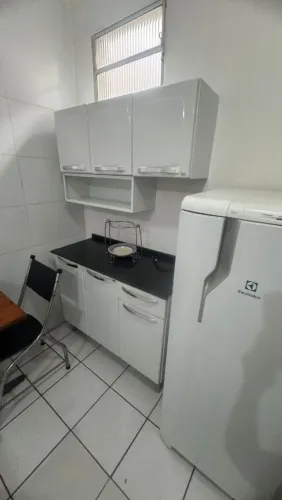 Alugo linda quitinete toda mobiliada