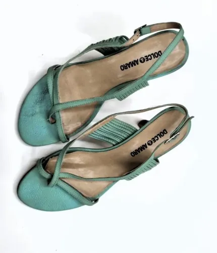 SANDÁLIA DE COURO VERDE FENDI