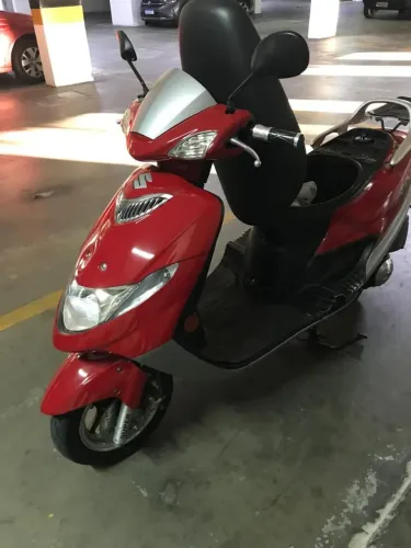 Burguemam 125 2009, em excelente estado.