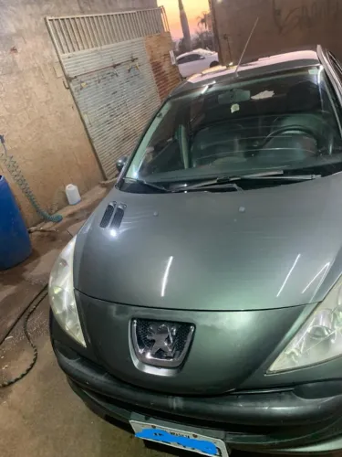 Peugeot 207 XR Sport 1.4 Flex 8V 3P 2010