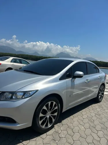 Honda Civic Sedan LXR 2.0 Flexone 16V Aut. 4P 2015
