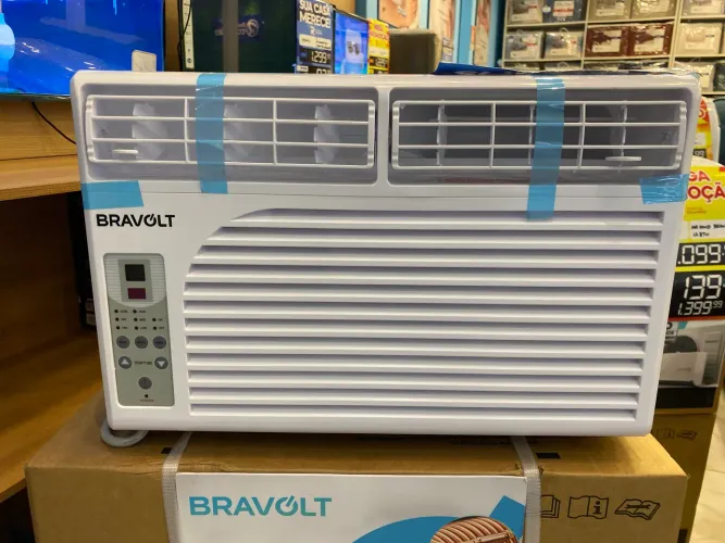 Ar-Condicionado de Janela Bravolt 10.000 BTUs 127V - Excelente Estado