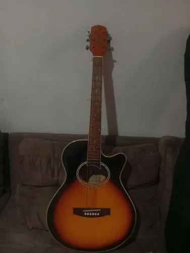 Violão geanini elétrico