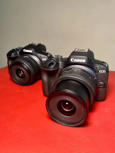 Canon R100 - Kit com Duas câmeras Mirrorless