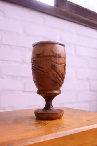 grande taça em madeira artesanal talhada antigo antiquario rustico vintage alumínio maciça