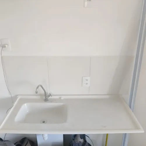 Pia pra cozinha nova , sem uso