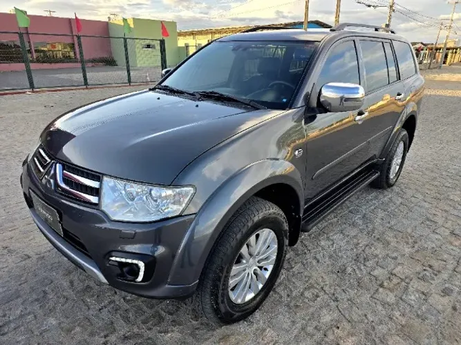 Mitsubishi Pajero HPE 3.2 4X4 T.i. Dies. 5P Aut. 2016