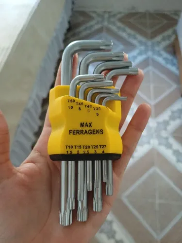 Jogo de Chaves Torx com Furo Guia