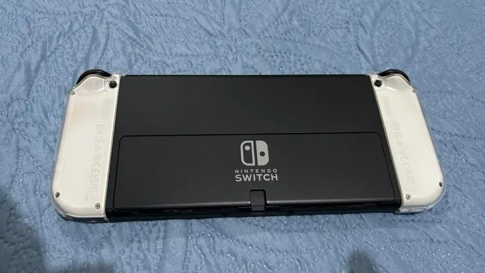 Vendo Nuntendo Switch Oled DESBLOQUEADO