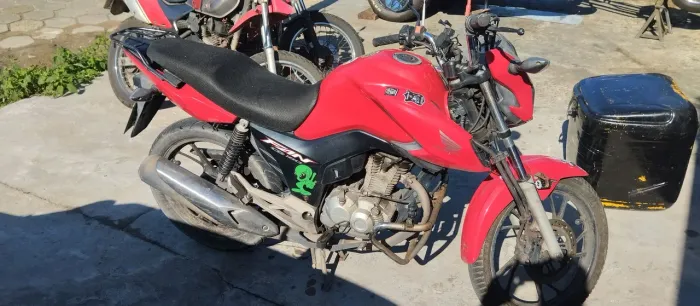 Cg FAN 160 FLEX PNEUS EM ÓTIMO ESTADO MOTO DE TIOZINHO