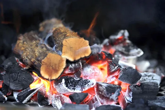 Lenha para seu Espaço Gourmet, churrasco, parrilla, fogo de chão, pizza
