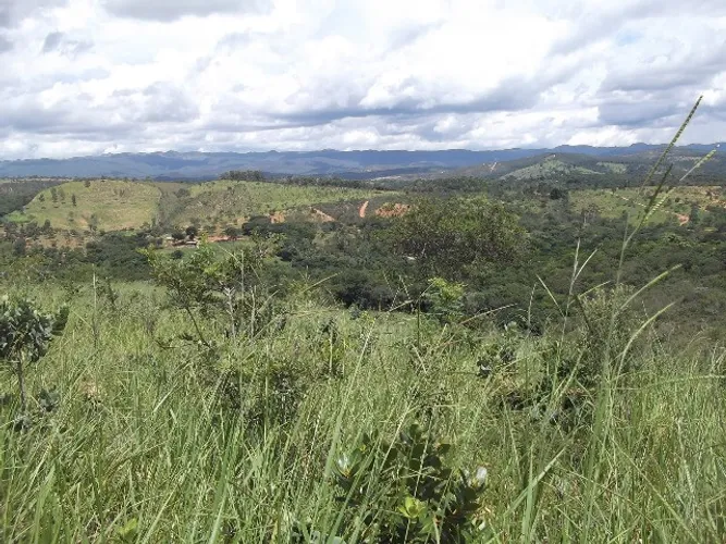 Fazendinha de 20.000m² com uma linda vista para a Serra, Jaboticatubas(Temos varias opções
