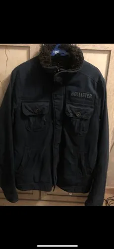HOLLISTER 