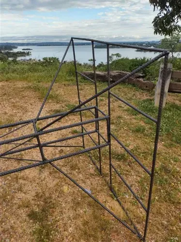 SUPORTE PRA CAIXA D'ÁGUA/TORRE PRA CAIXA D'ÁGUA