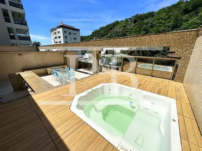 Cobertura com 5 dormitórios para alugar, 250 m² por R$ 20.135,01/mês - Leblon - Rio de Jan